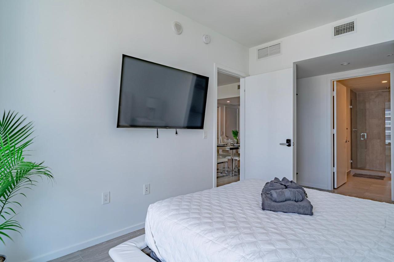 Luxurious 2-Bed Apartment With Breathtaking Bay Views!! 迈阿密 外观 照片